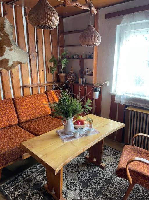Retro Chata Na Cupku Metylovice Exteriör bild